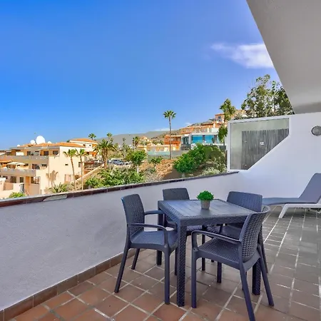 דירה Bright And Modern In