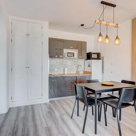 Apartamento Bright And Modern In *