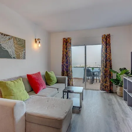 Bright And Modern In 아데제