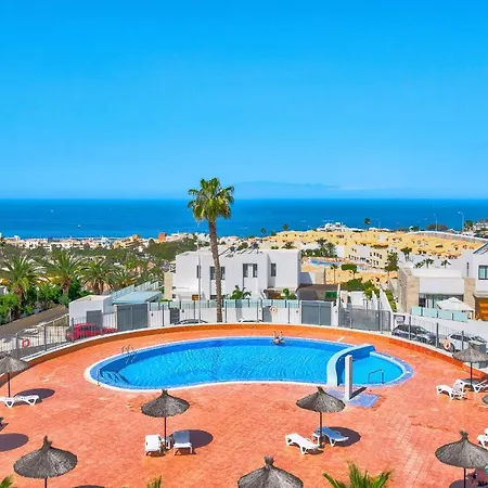 Bright And Modern In 公寓 *